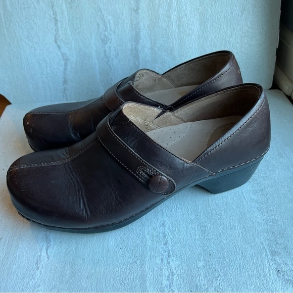 Dansko Professional Brown Leather Nursing Slip On Clogs Shoes EU 42 US 11 - Picture 1 of 11